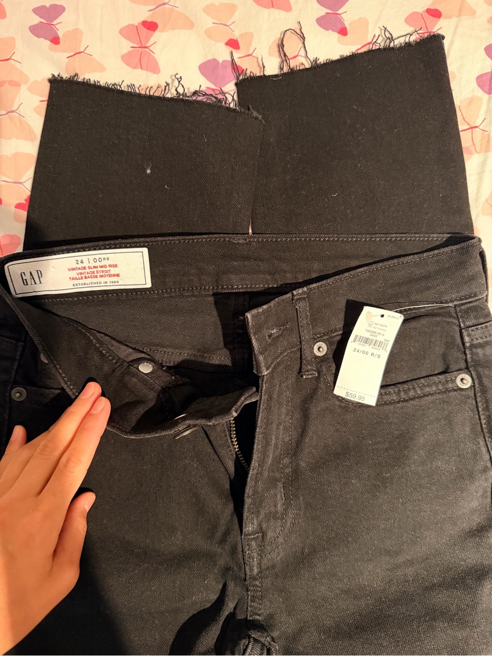 NWT - GAP mid-Rise Black Jeans - Vintage Slim size 24 (00RS)